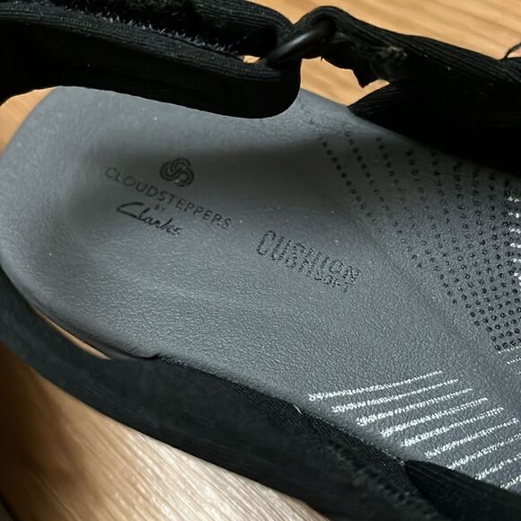 CLARKS CLOUDSTEPPERS WOMEN’S SIZE 6  ARLA MAE BOW SANDALS - Picture 6 of 7